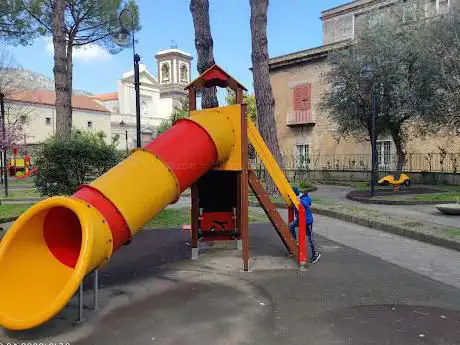 Delle Rose Children's Play Park