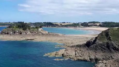 Plage du Petit Port