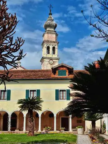 San Lazzaro