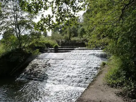 Oakenshaw Weir