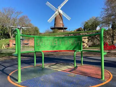 Greenâ€™s Mill Park Playground