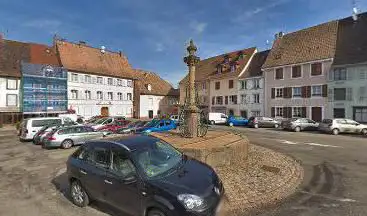 Fontaine de Masevaux (place des Alliés)