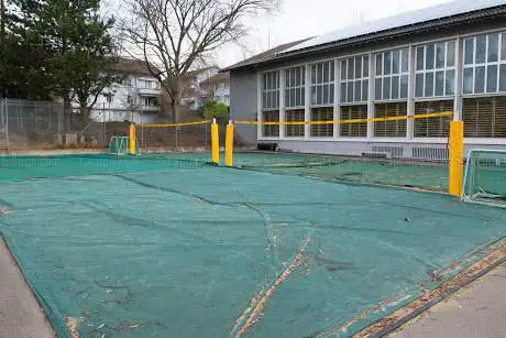 Beachvolleyballfeld Schulhaus Lachenzelg