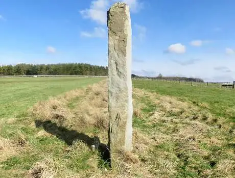 Long tom standing stone