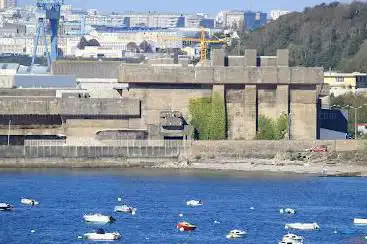 base sous marine de brest