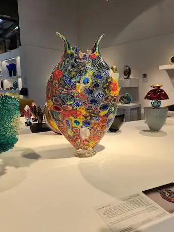 Glass Gallery