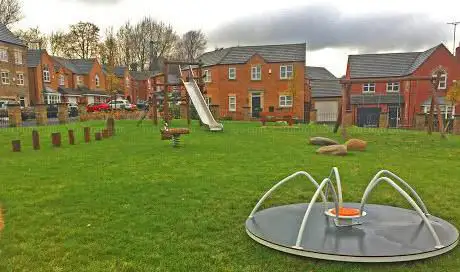 Falkirk Avenue Play Area