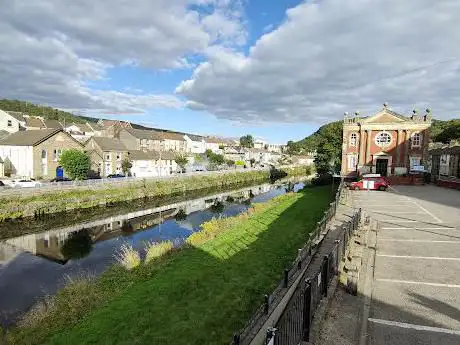 Pontypridd Bridge viewing park