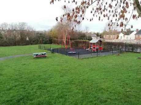 Brynmore Drive Play Area