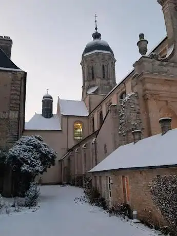 Abbaye de Juaye-Mondaye