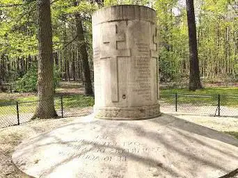 Monument de la Cascade du Bois de Boulogne