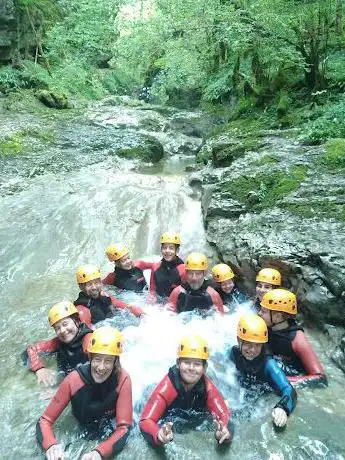 Couleurs Cailloux | Canyoning  Via Ferrata | Jura