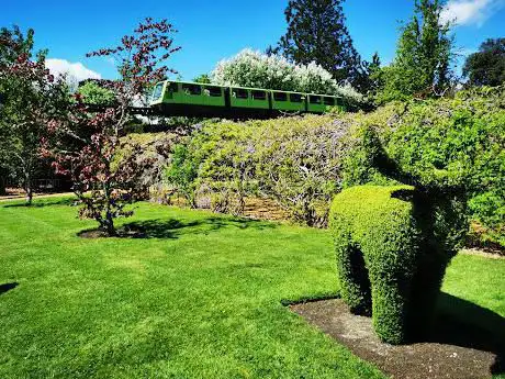 Victorian Flower & Kitchen Gardens