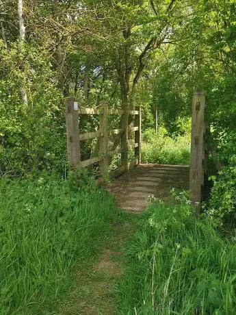 Old  Mawsley & Great Cransely Bridleway