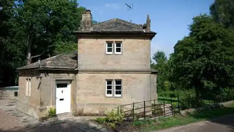 Rowthorne Lodge