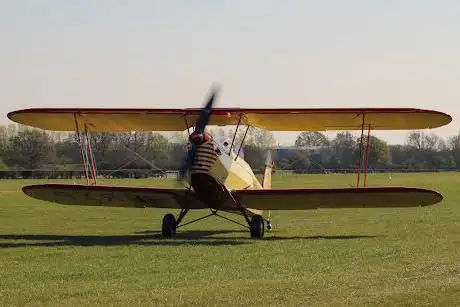 Headcorn viewing area