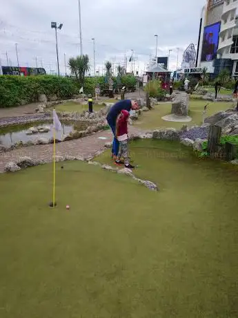 Adventure Golf