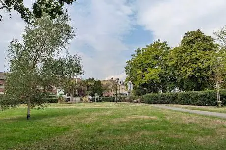 Hersham Memorial Garden