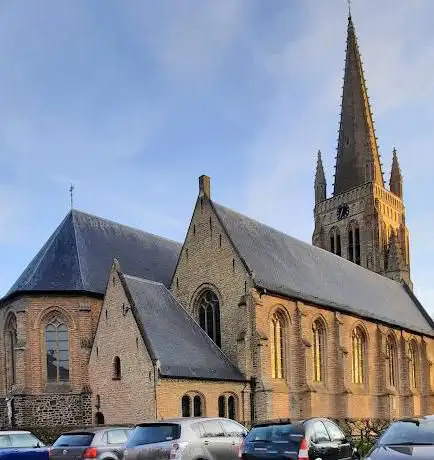 Église Saint-Pierre et Saint-Paul  Elverdinge