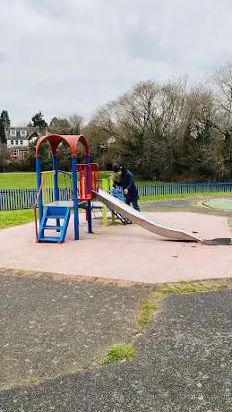 Tubbenden Park Basketball Net