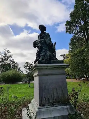 Statue de Théodore de Banville