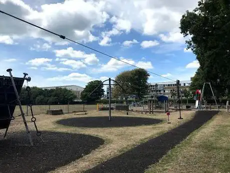 Highcliffe play park