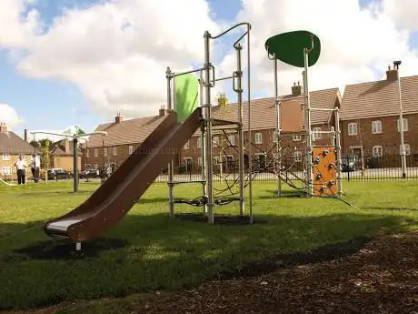 Kiln Drive Playground  Stewartby