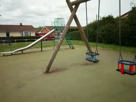 Hadley Road Childrens Play Area