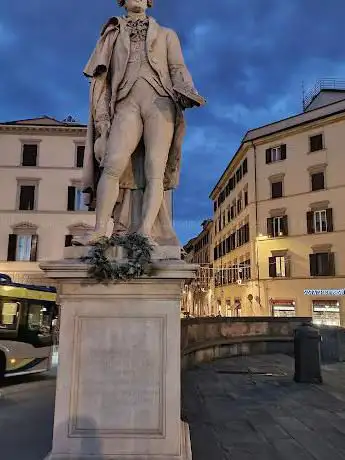 Monument to Carlo Goldoni