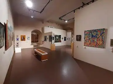 musée d'Art naïf et d'Arts singuliers