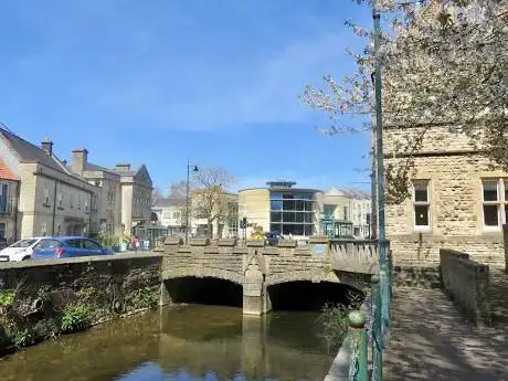 Calne Wharf bridge