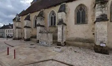 Église Saint-Médard