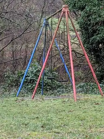 Spinner bottom playground