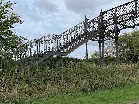 Maidwell footbridge