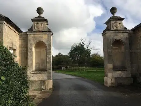 Carburton Lodges And Gate Piers