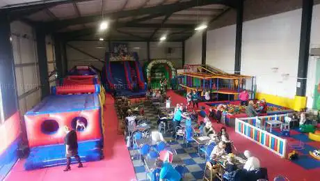 Jolly Jumpers Playzone