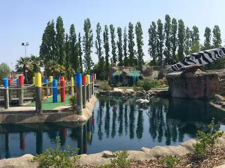 Mr Mulligan's Dino Golf - Sidcup