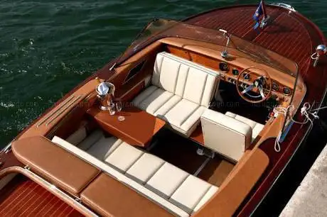 Paris Luxury Boat