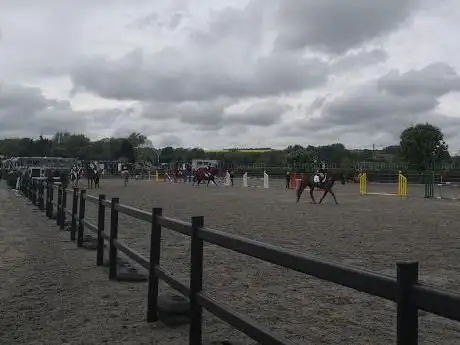 Aston le Walls Equestrian Centre