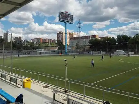 Camp de futbol Almeda