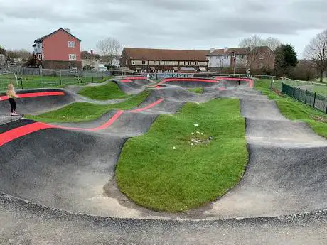 Pump Track Hartcliffe by Velosolutions