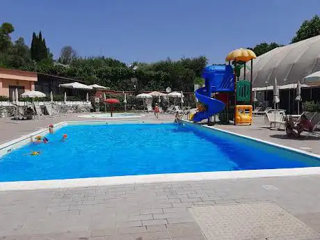 Piscina Valle dei Casali