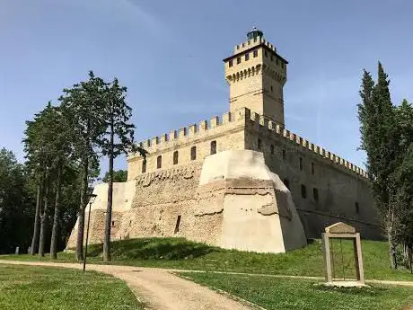 Rocca Delle Caminate