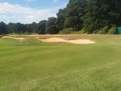 Crowthorne Golf