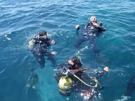 Oceanos Diving Center // Lloret de Mar