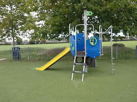 Longlevens Rec Play Area