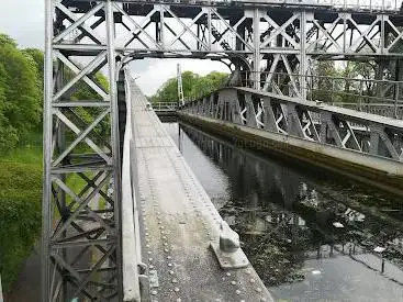 Ascenseur NÂ°2 - Ancien canal du Centre