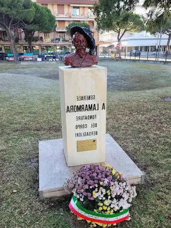 Cippo Commemorativo Generale A. Lamarmora