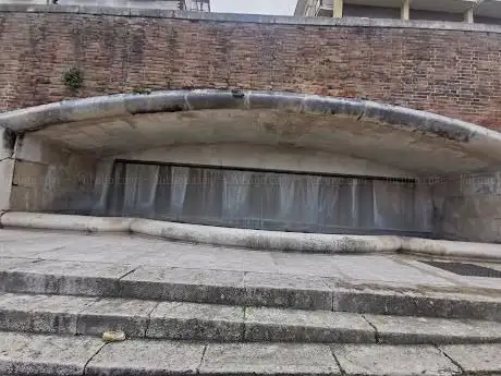 Fontana del Pomerio