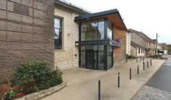 Library Verneuil Sur Seine